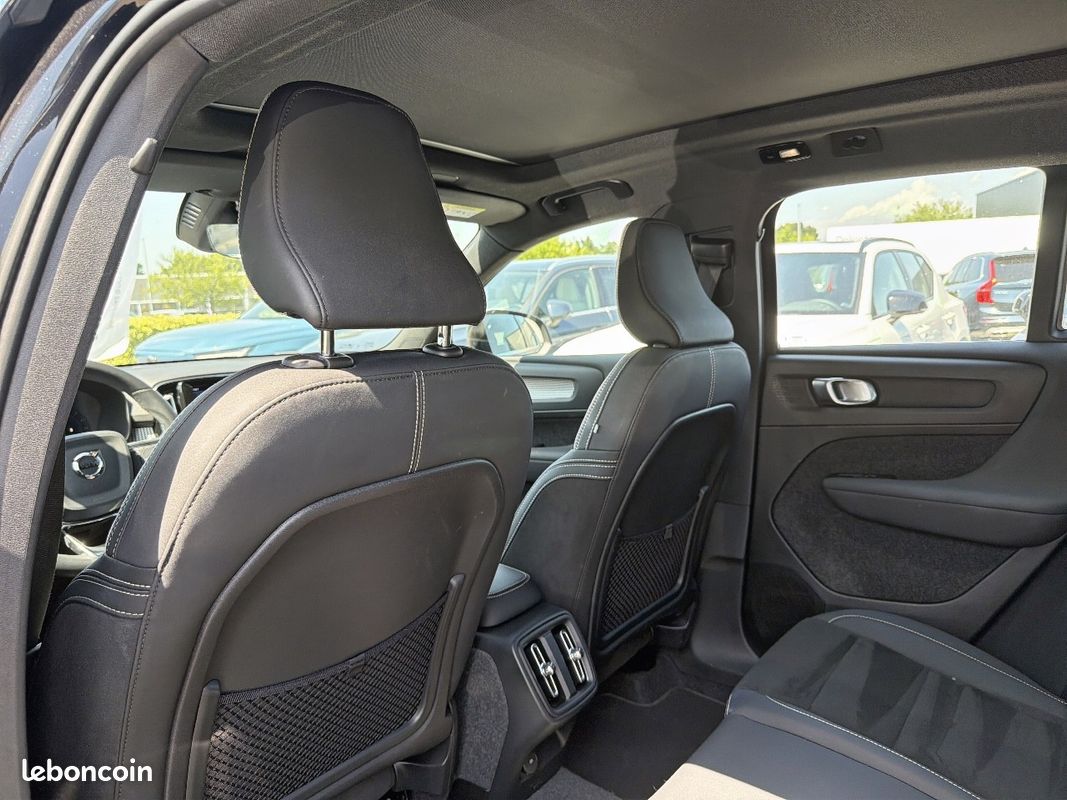VOLVO XC40 B3 163 ch DCT7 Ultimate (image 11)