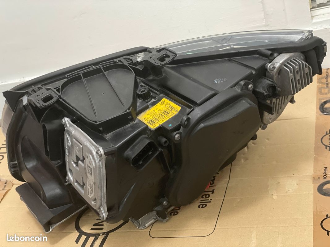Phare Bi-xénon LED Directionnel BMW E92 LCI Droit Shadow (image 2)