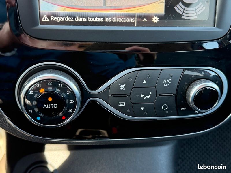 Renault Captur 1.3 TCe 150 Intens Leds GPS Caméra Bluetooth Régul (image 22)