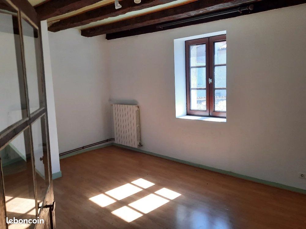 Maison de ville 6 pièces 136 m² - La Rochefoucauld-en-Angoumois 16110 (image principale 3)