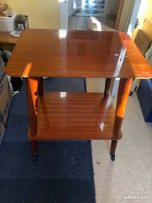 Table télévision (année 1960) (image 1)
