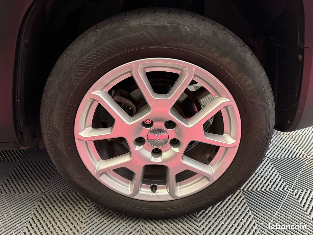 JEEP RENEGADE 1.6 l MultiJet 120 ch BVM6 Limited (image 10)