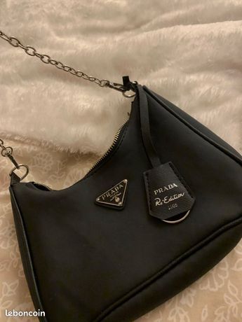 Sac bandoulière Prada Nylon 395984 d'occasion