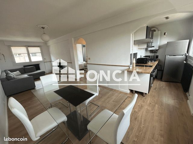 Appartement 2 pièces 43 m² · à Lille · 43 m² · 890 €
