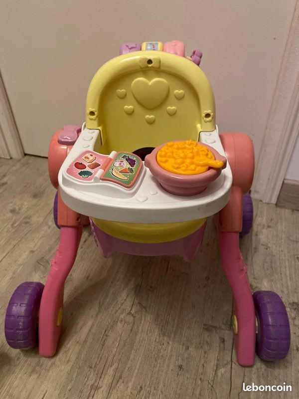 Poupée et poussette en interactive Little Love VTech Jeux