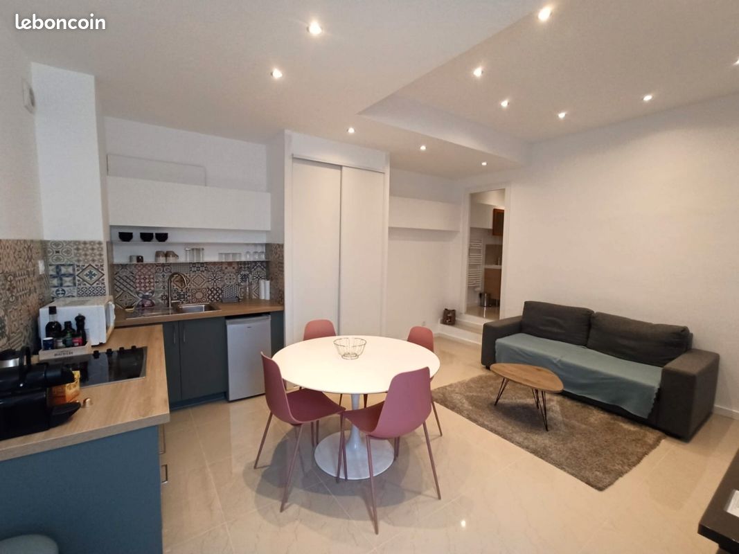 Appartement 2 pièces 38 m² · à Menton · 38 m² · 850 €