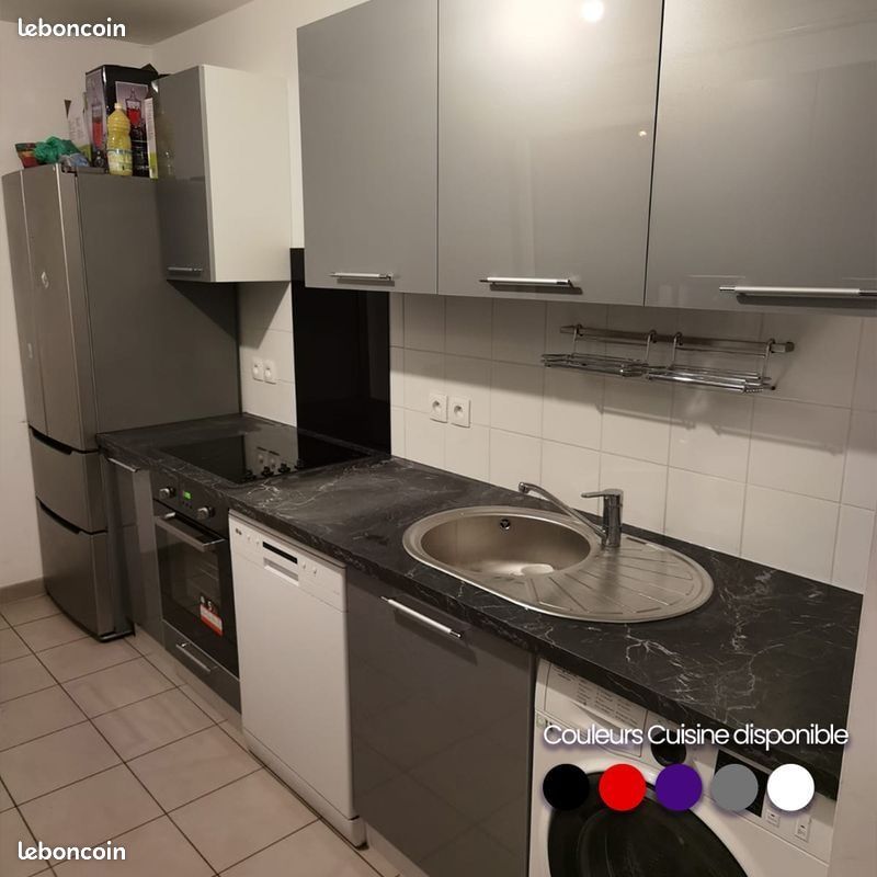 Meuble de cuisine gris ⁯⁯⁪⁬⁢⁬⁢⁠⁠⁫‌‌⁪⁠‌ (image 1)