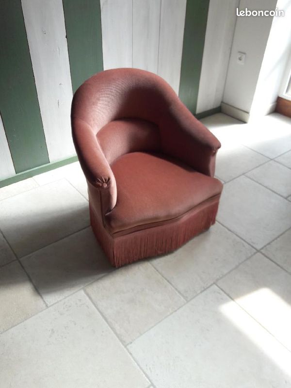 Fauteuil bas (image 1)