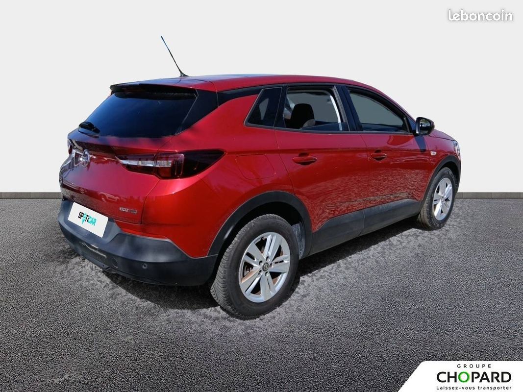 OPEL Grandland X 1.2 Turbo 130 ch Edition (image 8)