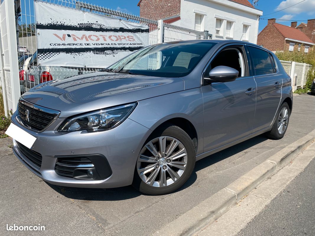 Peugeot 308 II Allure 1.5 BlueHDi 130 cv (image 1)