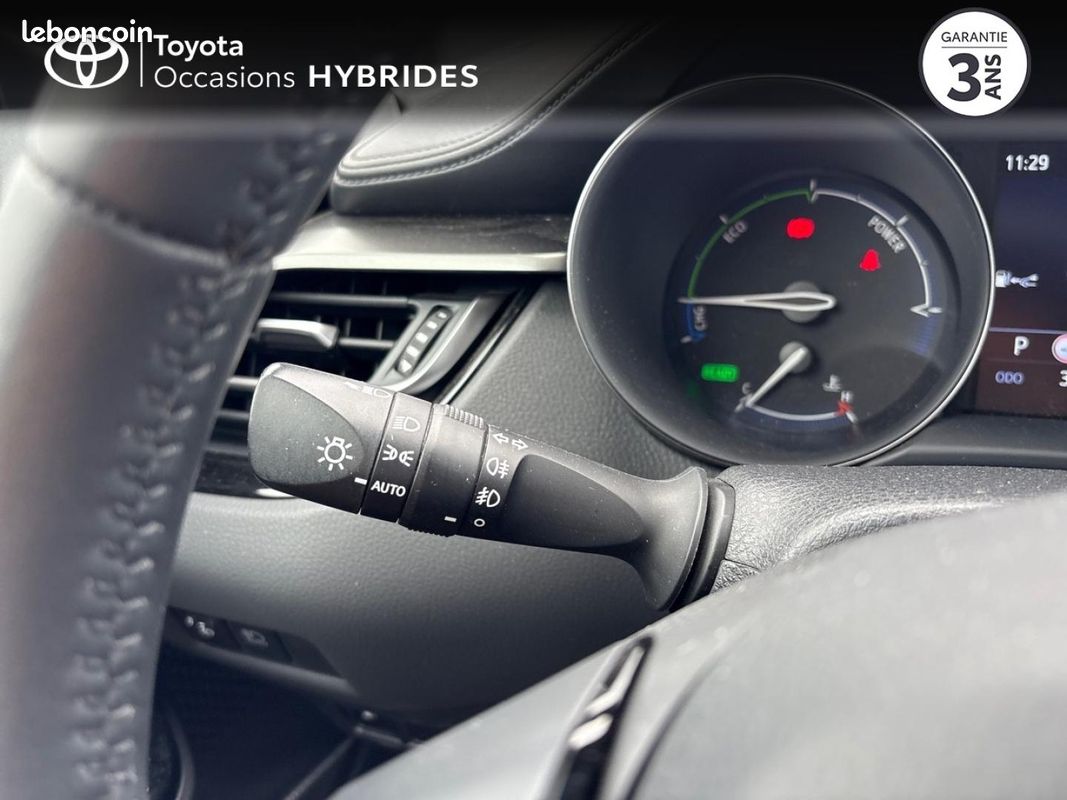Toyota C-HR 1.8 Hybride 122ch Design Ultimate E-CVT (image 23)