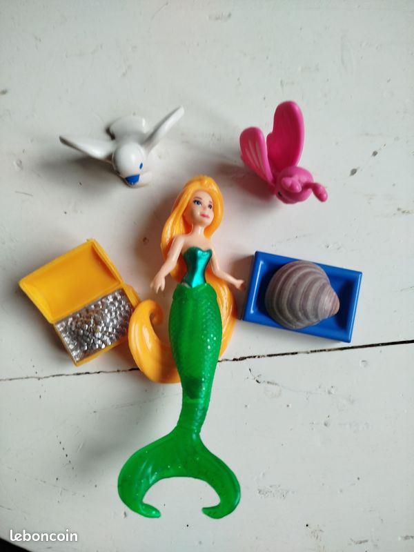 Sirene figurine (image 1)