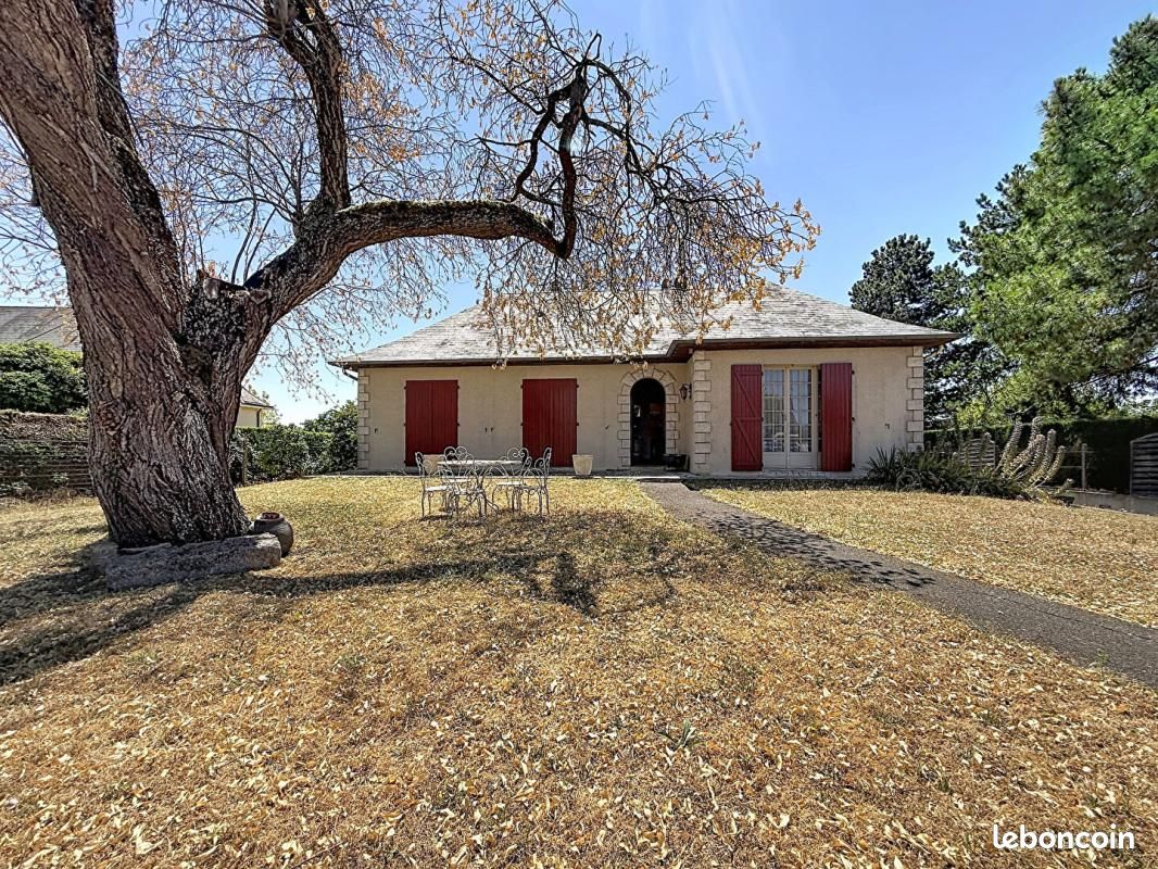Maison 7 pièces 155 m² · à Doué-en-Anjou · 155 m² · 242 500 €