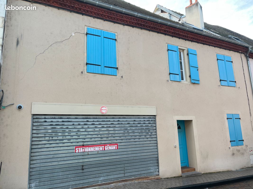Maison 6 pièces 115 m² · à Saint-Pourçain-sur-Sioule · 115 m² · 169 000 €