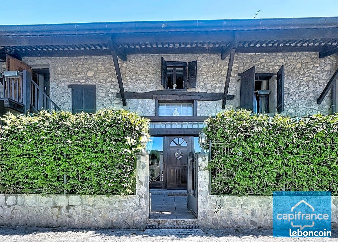 Maison 4 pièces 94 m² · à Loisin · 94 m² · 415 000 €
