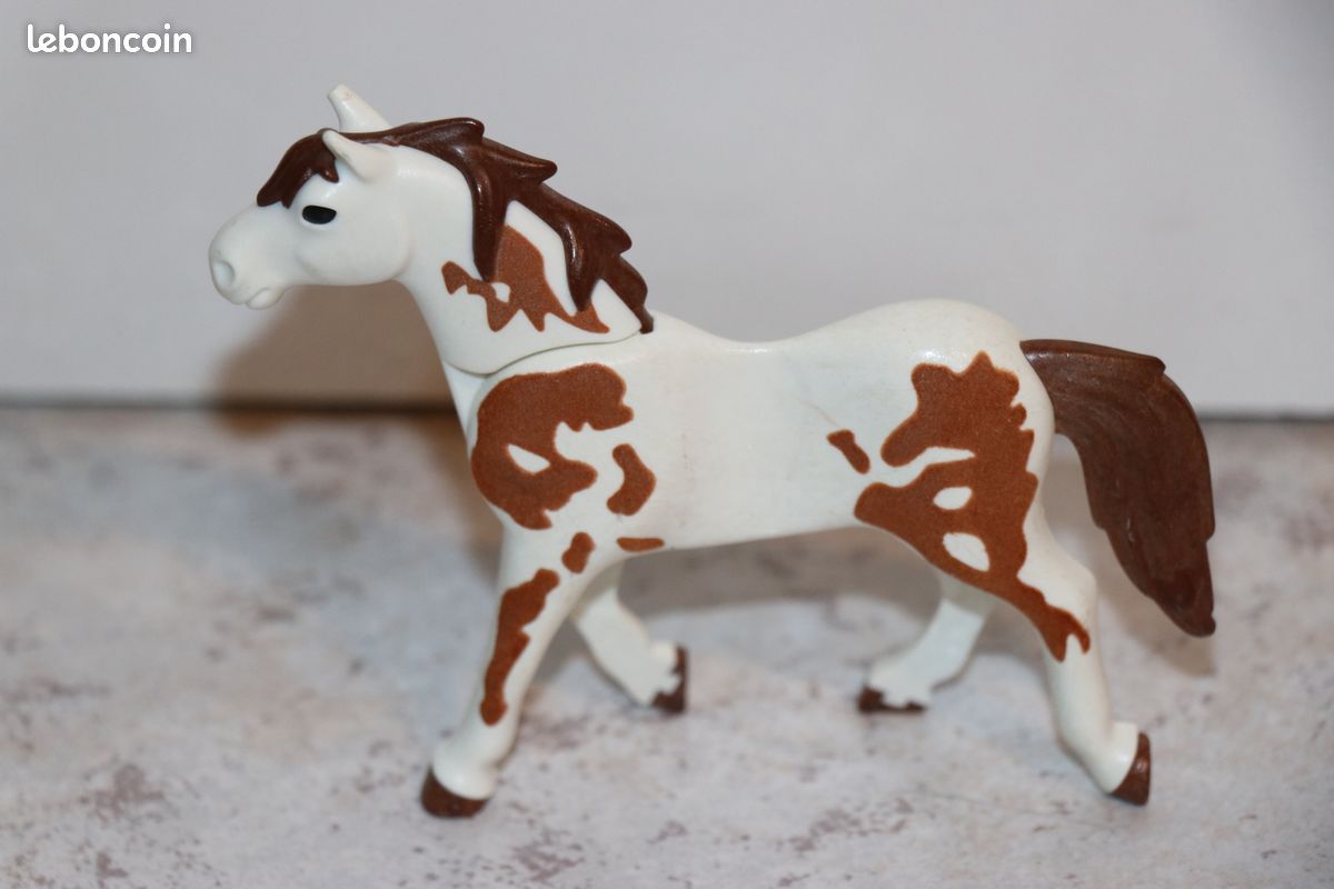 Playmobil cheval tâches velours (image 1)