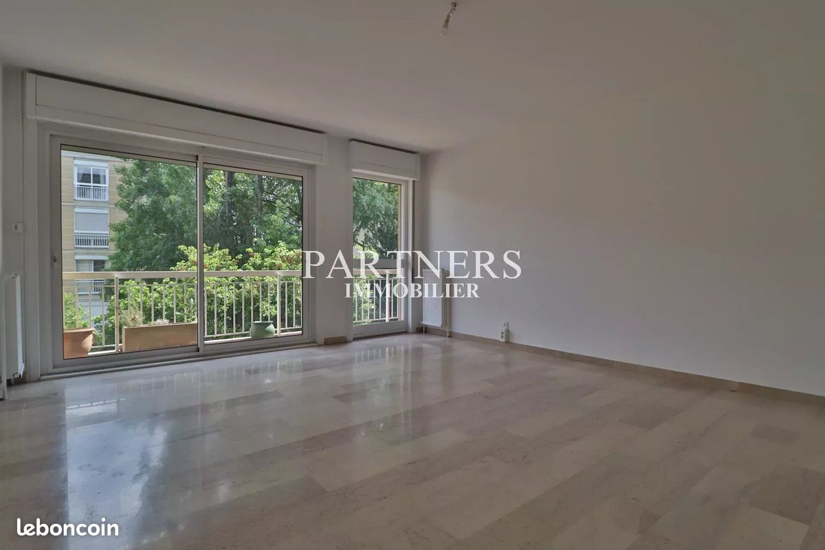 Appartement 4 pièces 100 m² · à Aix-en-Provence · 100 m² · 1 930 €/mois