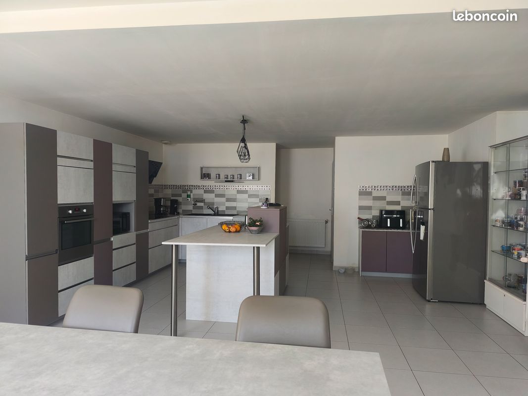 Maison 7 pièces 175 m² · à Anneyron · 175 m² · 365 000 €