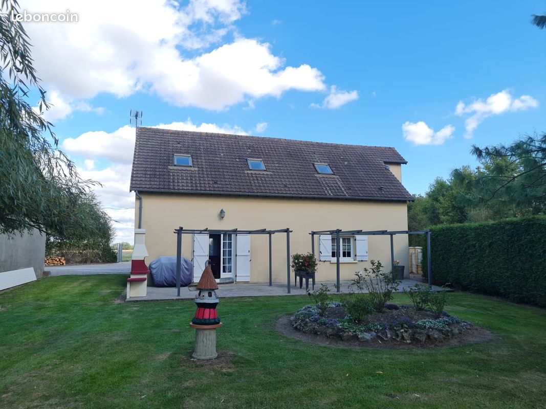 Maison 13 pièces 195 m² · à Aube · 195 m² · 280 000 €