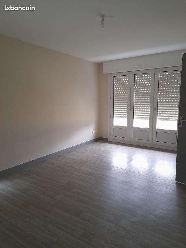 Appartement 3 pièces 63 m² - Saint-Priest-de-Gimel 19800 (image principale 5)