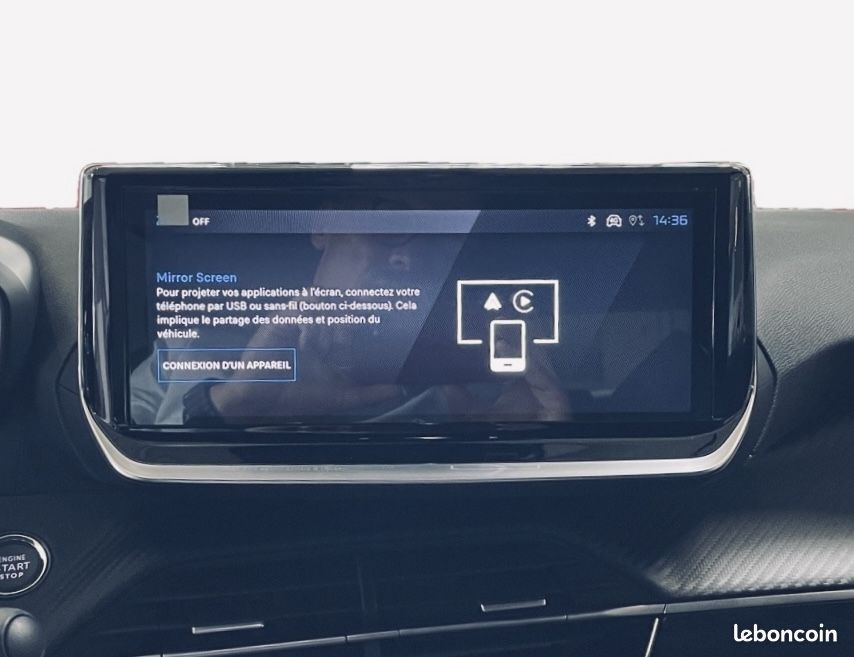 PEUGEOT 2008 Hybrid 145 e-DCS6 ENVY (image 19)