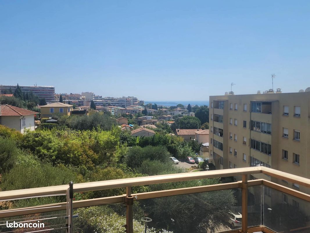 Appartement 2 pièces 43 m² · à Le Cannet · 43 m² · 235 000 €