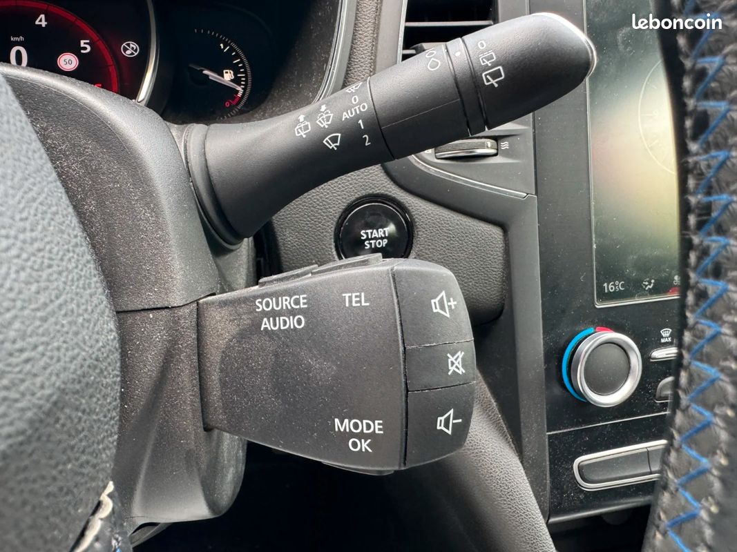 RENAULT MEGANE IV BERLINE TCe 130 Energy GT LINE/ APPLE CARPLAY/ SIEGES SPORT ALCANTARA/TISSU (image 20)