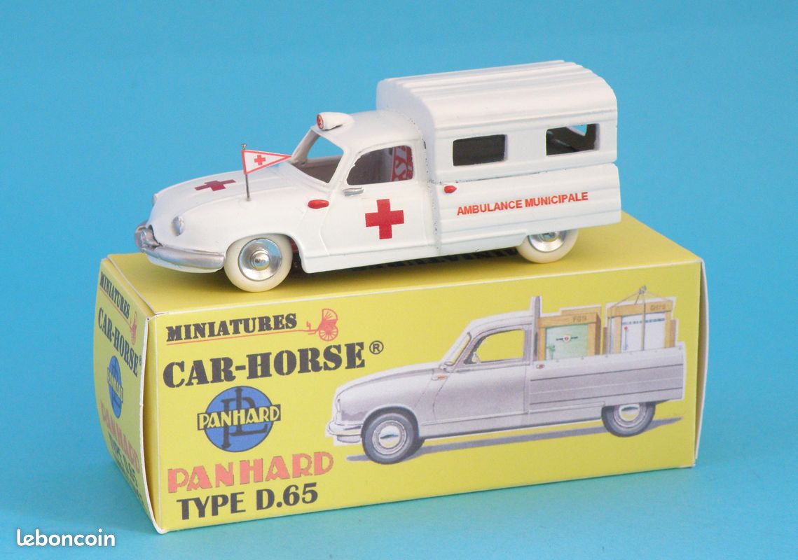 Fourgon Panhard Dyna Ambulance - Miniature Collection Car-Horse - État Neuf