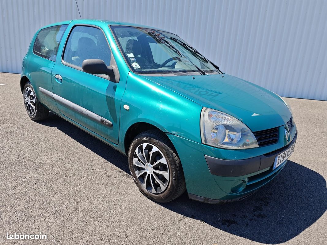 RENAULT Clio 150000KM ESSENCE 3 Portes Phase 2 1.2 i 16V 75CV (image 1)