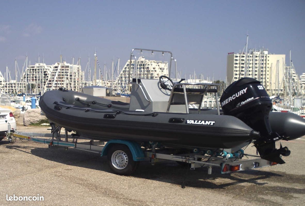 Semi Rigide VALIANT DR 570 (image 2)