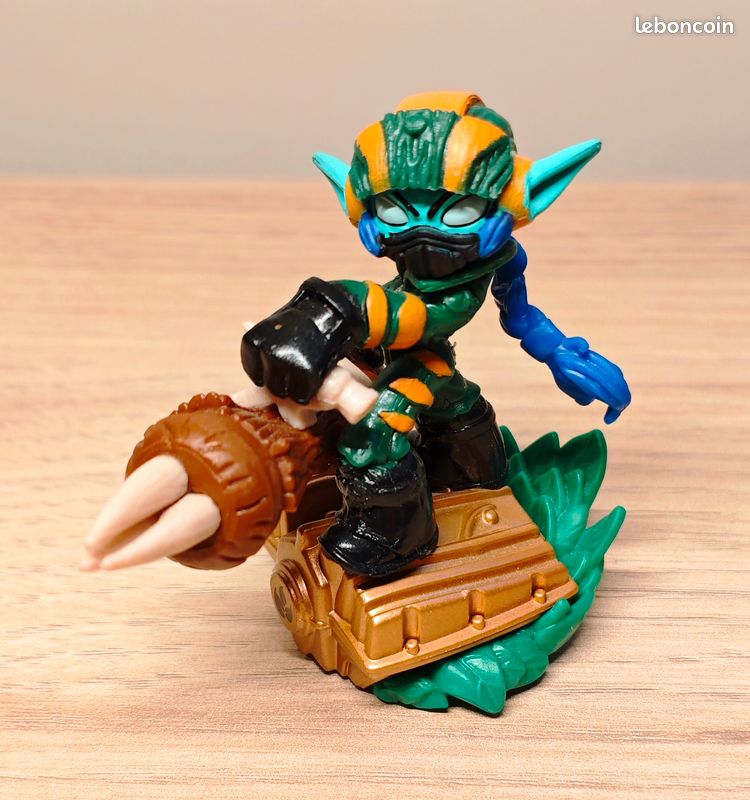 Skylanders Superchargers – Véhicule Sea Shadow + Figurine, VF, Comme Neuf