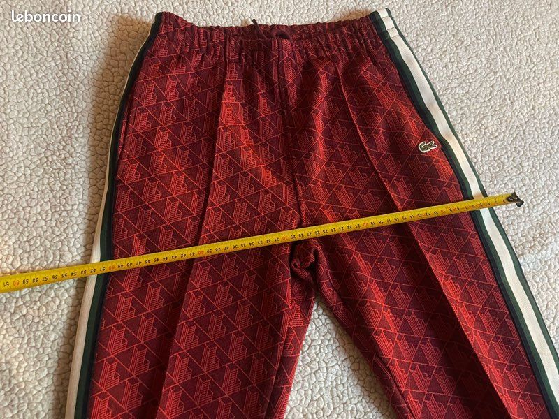 Ensemble survêtement veste, pantalon et t-shirt rouge originale authentique de marque Lacoste (image 3)