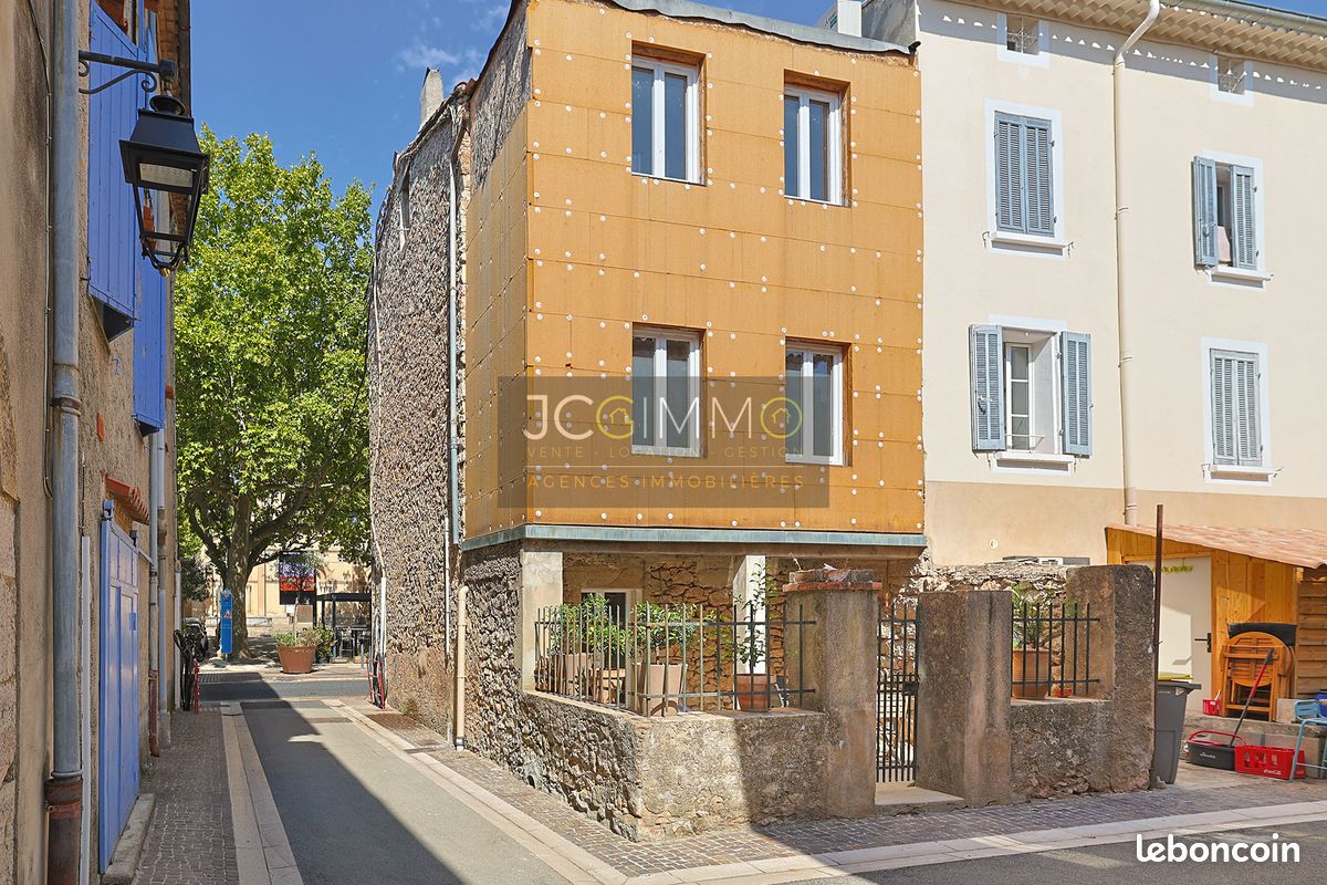Maison 7 pièces 174 m² · à Flassans-sur-Issole · 174 m² · 299 000 €