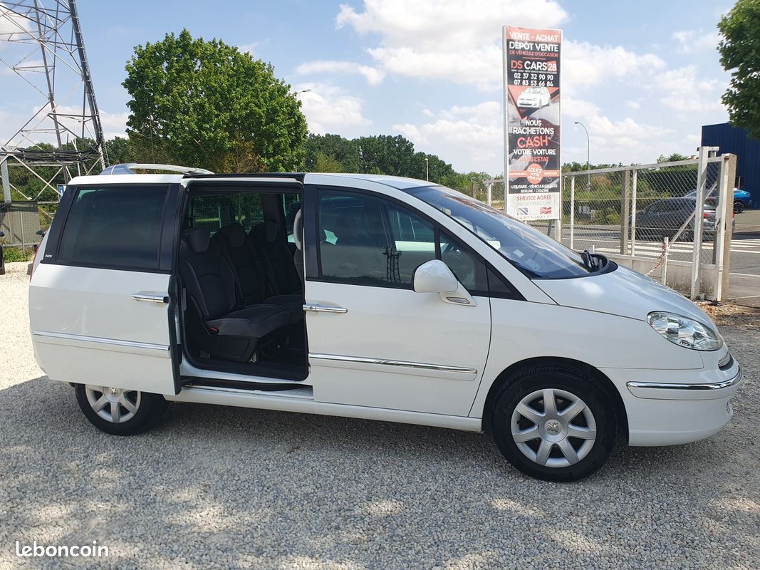 Peugeot 807 2,0 hdi/7 places/Radars/Clim/Régulateur/Distrib neuve/Garantie/Réservation&Livraison Possible (image 10)