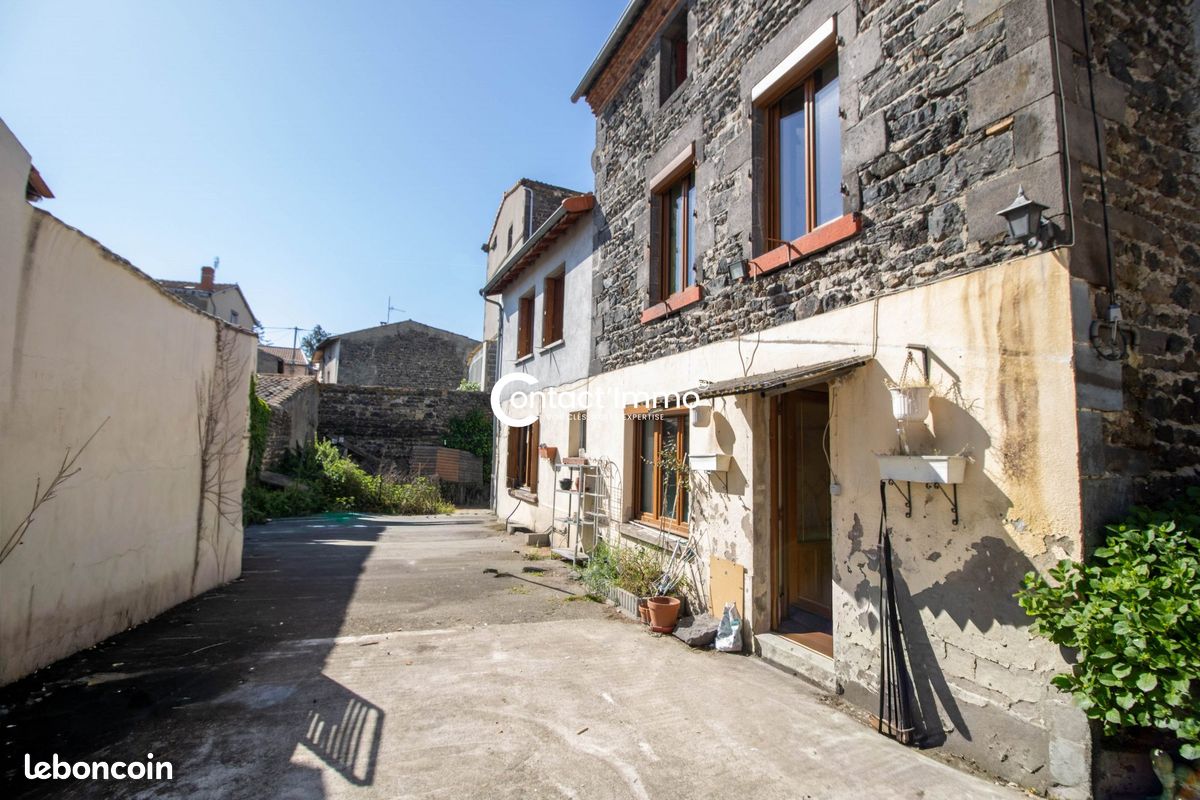 Maison 6 pièces 107 m² · à Gerzat · 107 m² · 132 000 €