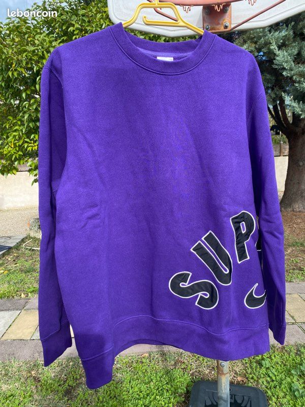 Sweat supreme collaboration nike Vêtements