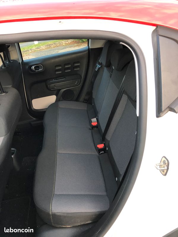 CITROEN C3 III 3 Essence 1.2 PureTech 82 S&S Feel Business 25751KMS 2019 GPS (image 5)