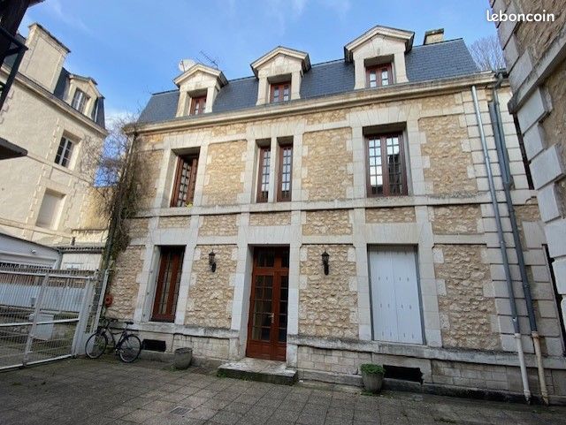 Immeuble 6 pièces 130 m² · à Poitiers · 130 m² · 370 000 €