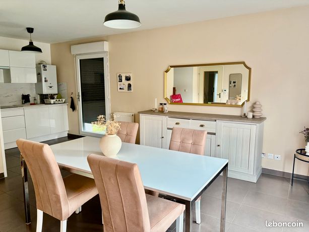 Maison cubique individuelle 2014 parking jardin 300M2