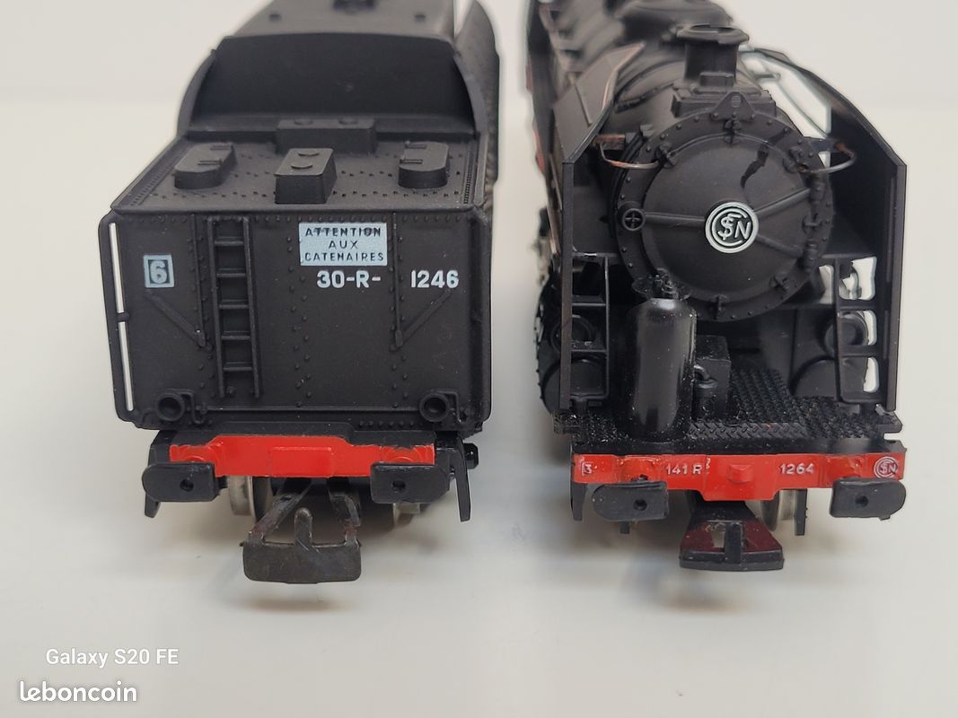 Train wagon N° 8273 Locomotive à vapeur 141 R 1246 dépot de Miramas Jouef Ho (image 12)