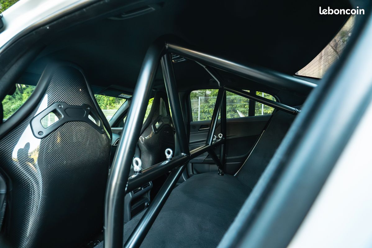 Jaguar xe sv project 8 v8 5.0l 600ch – 1of300 (image 9)