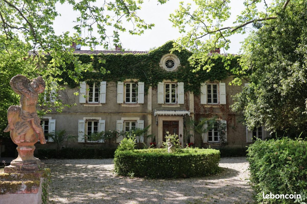 Maison 17 pièces 438 m² · à Marssac-sur-Tarn · 438 m² · 950 000 €