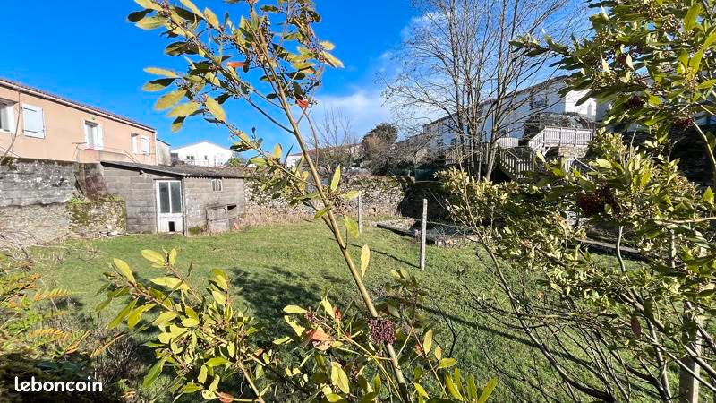 Maison 2 pièces 66 m² · au Poiré-sur-Vie · 66 m² · 60 000 €
