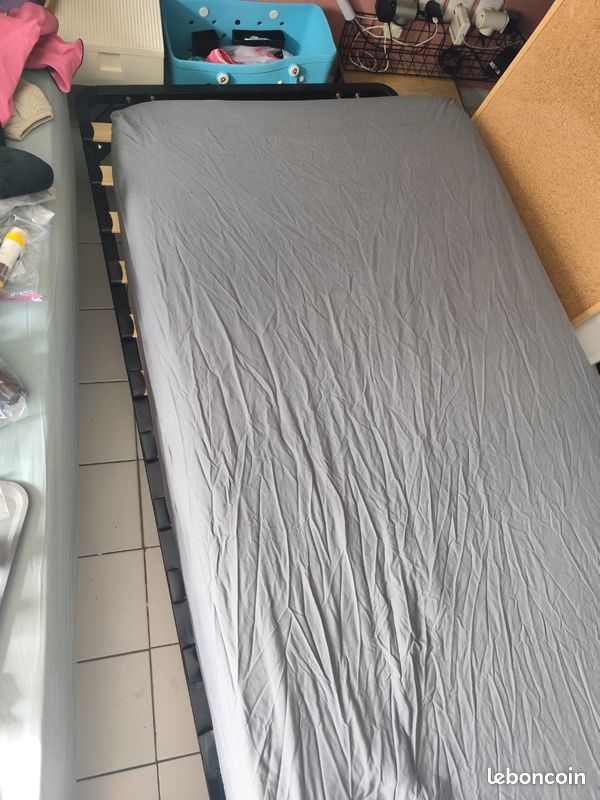 Lit simple + matelas (image 1)