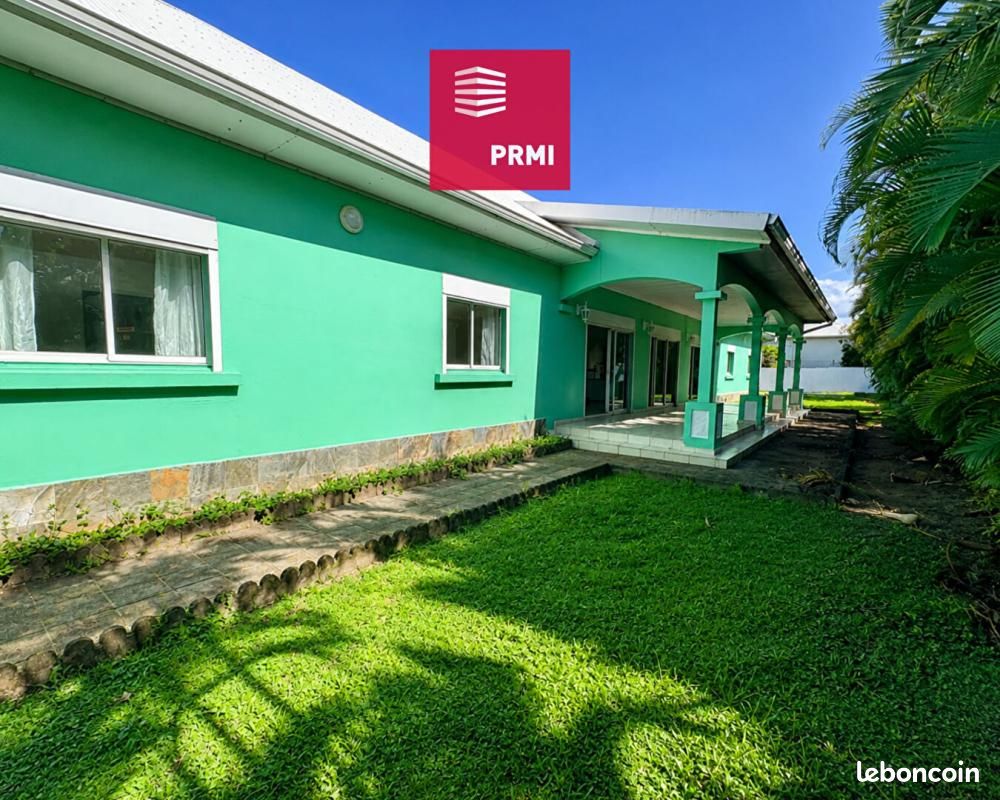 Maison 9 pièces 300 m² · à Saint-André · 300 m² · 546 000 €