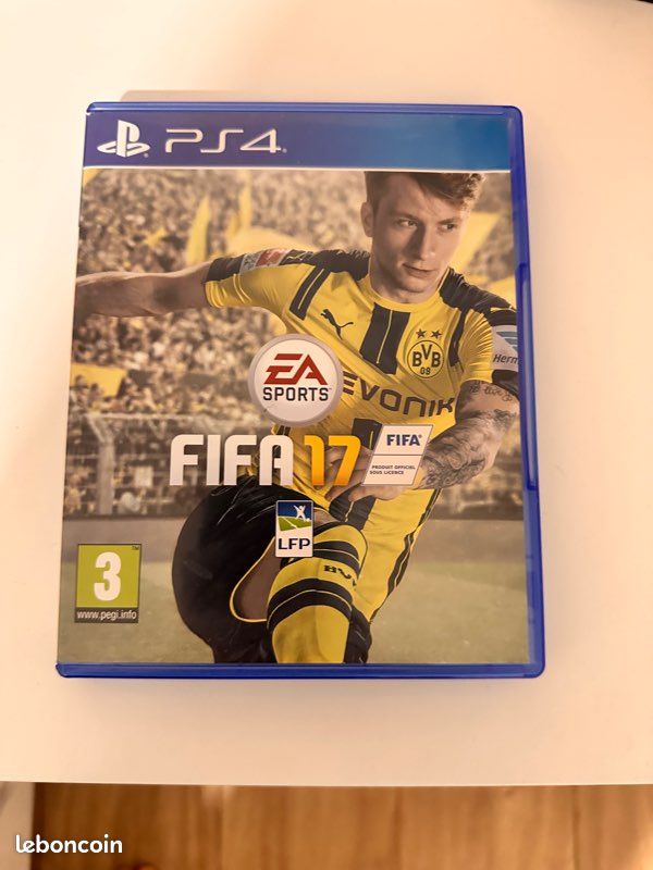 Jeux de ps4 ( fifa 17) (image 1)