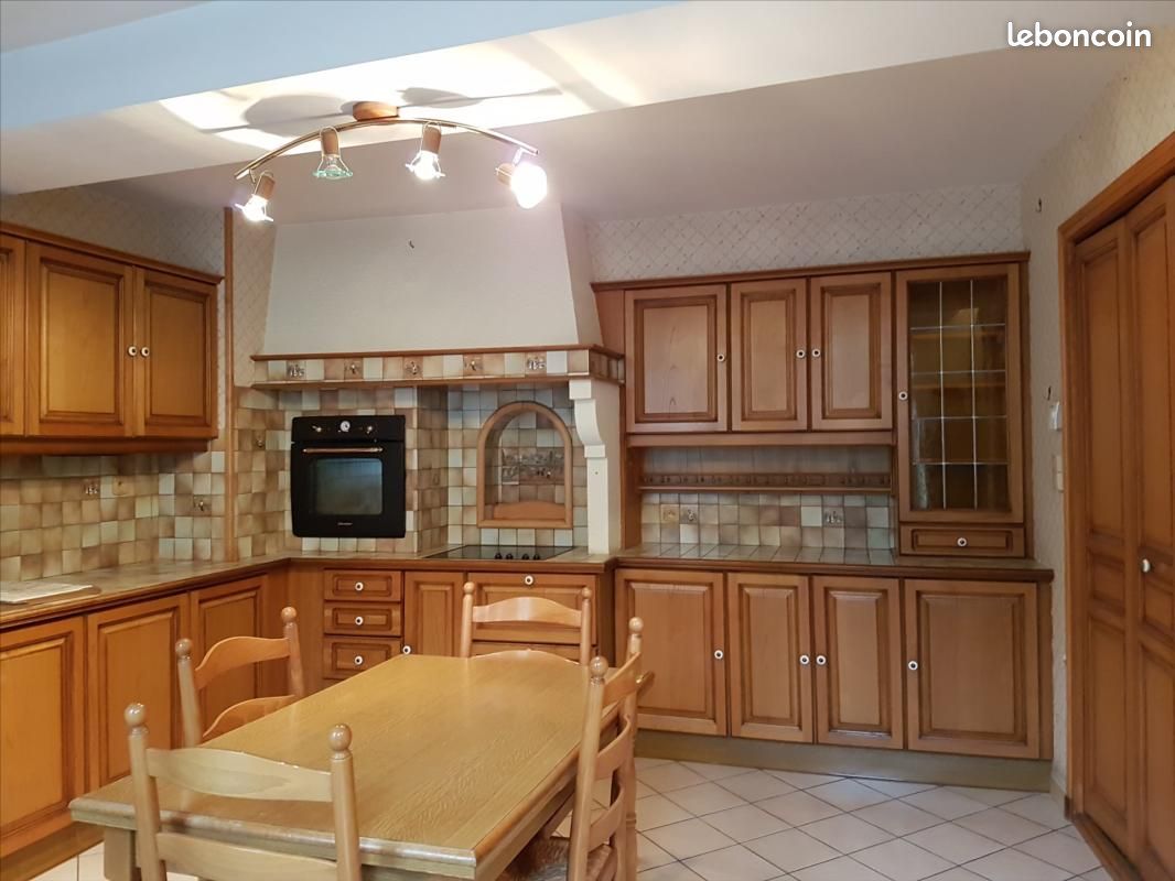 Maison 3 pièces 74 m² · à Maringues · 74 m² · 535 €