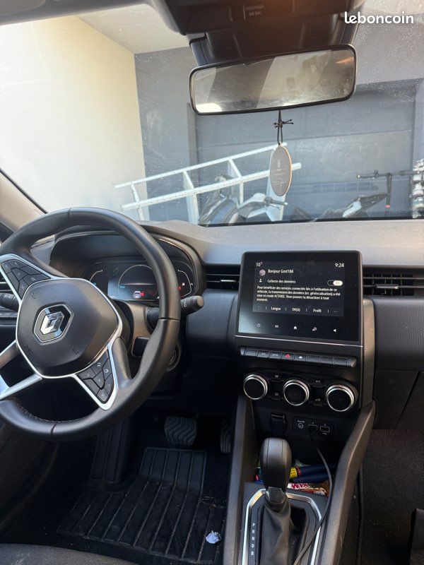 Clio 5 hybride faible kilométrage (image 6)