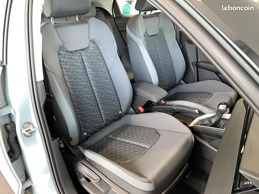 AUDI A1 Sportback 30 TFSI 116 ch S tronic 7 Design (image 22)