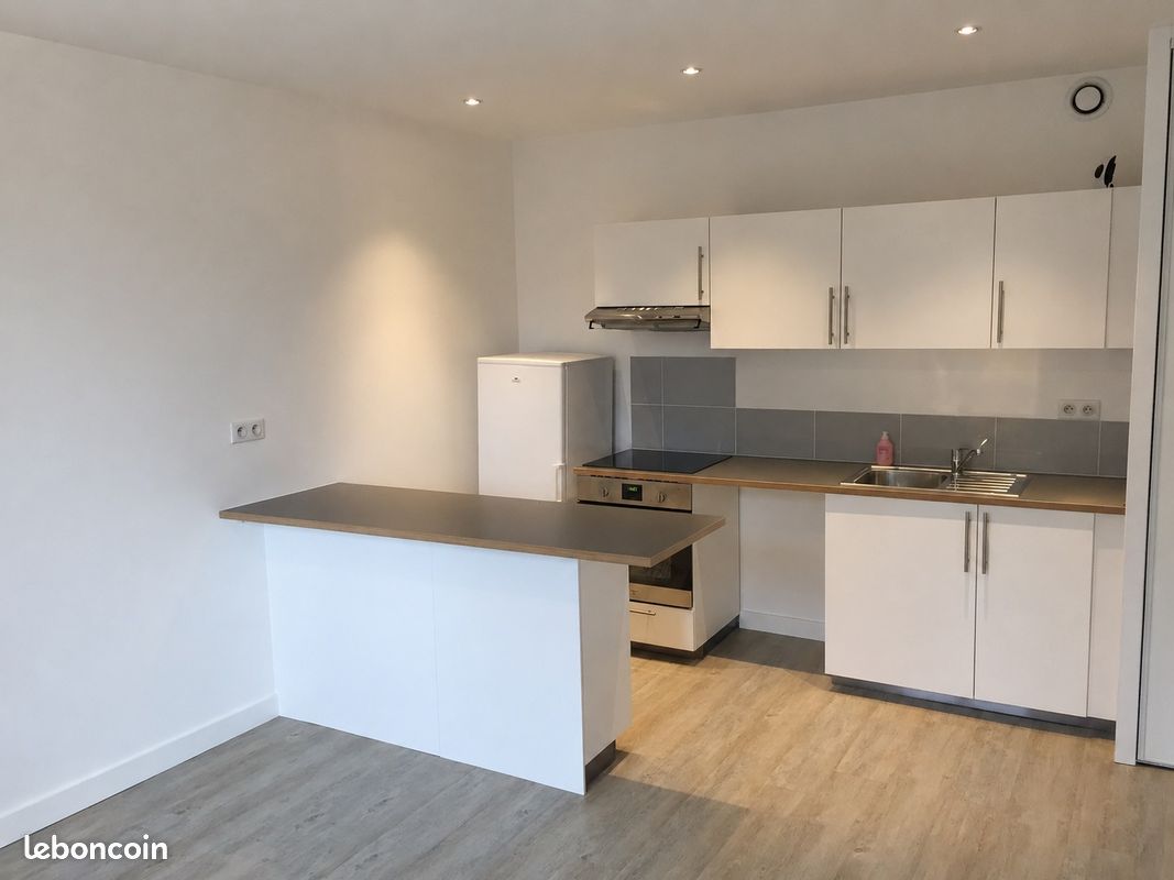 Appartement 2 pièces 32 m² · à Saint-Étienne · 32 m² · 450 €